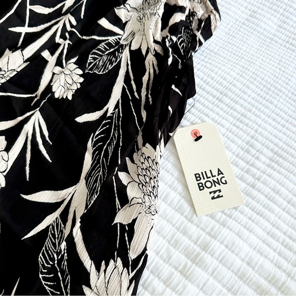 | billabong • surfs up mini swim cover up romper • small | - Picture 13 of 13